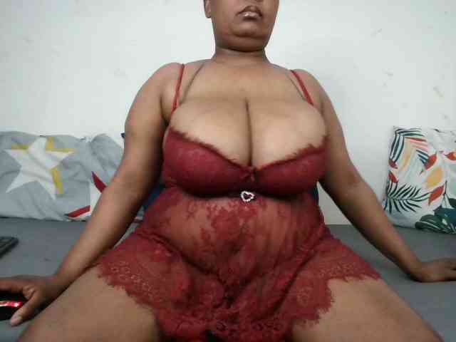 BIGTITTISXX BIGTITTISXX