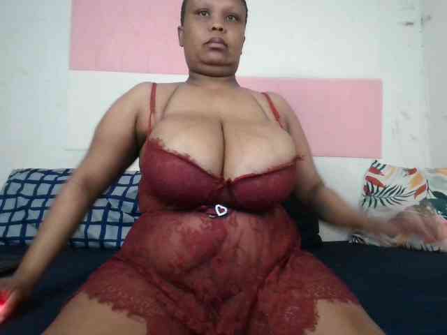 BIGTITTISXX webcam