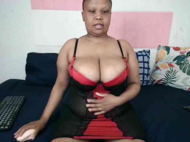 BIGTITTISXX webcam