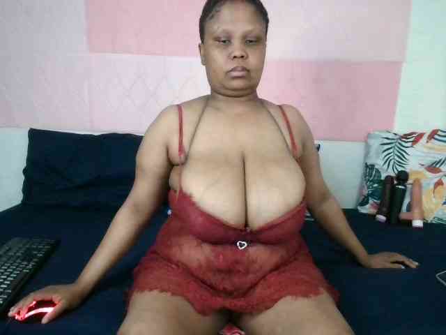 BIGTITTISXX