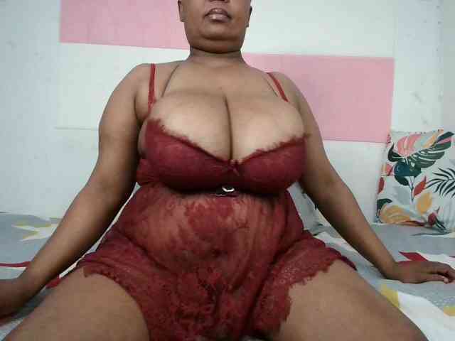 BIGTITTISXX