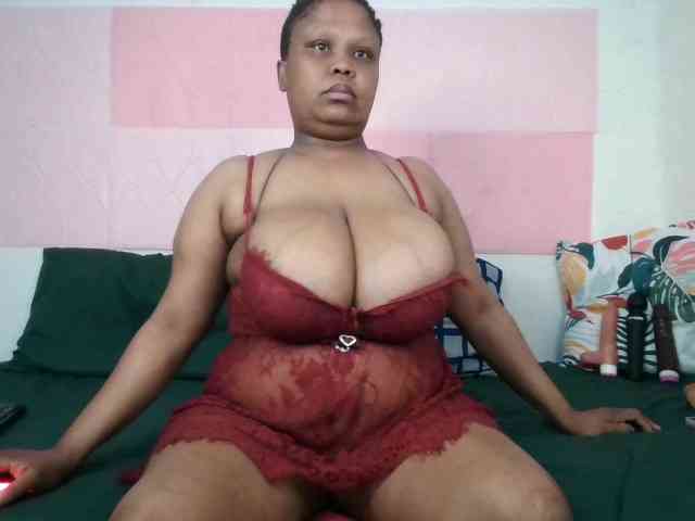 BIGTITTISXX