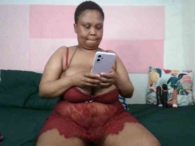 BIGTITTISXX BIGTITTISXX