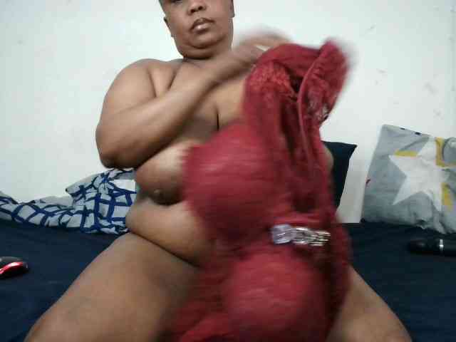 BIGTITTISXX