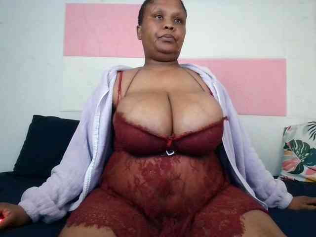 BIGTITTISXX