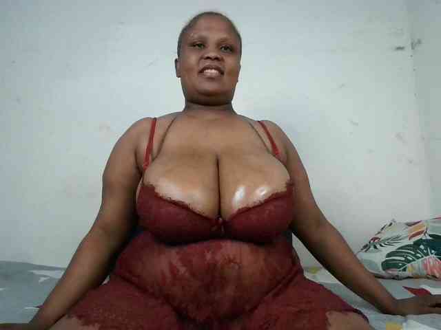 BIGTITTISXX