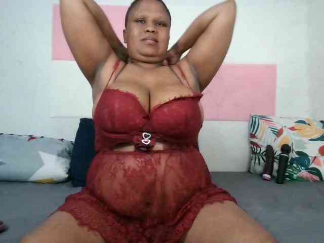 BIGTITTISXX