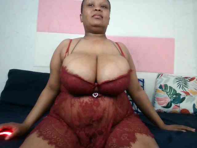 BIGTITTISXX webcam