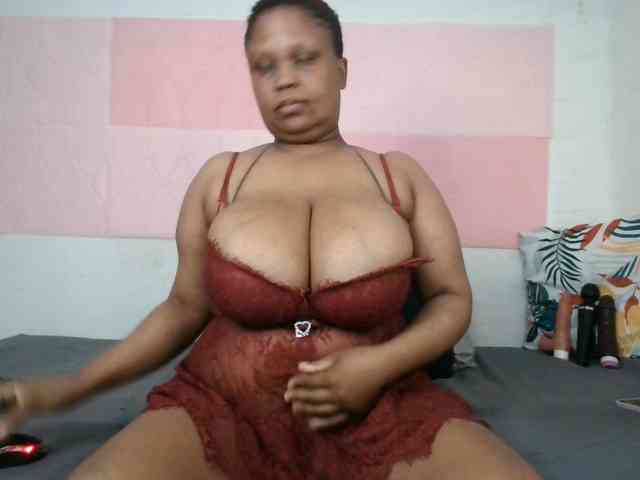 BIGTITTISXX