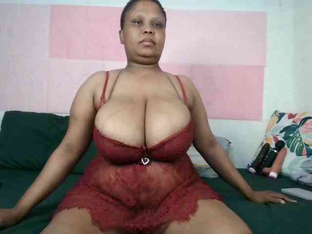 BIGTITTISXX