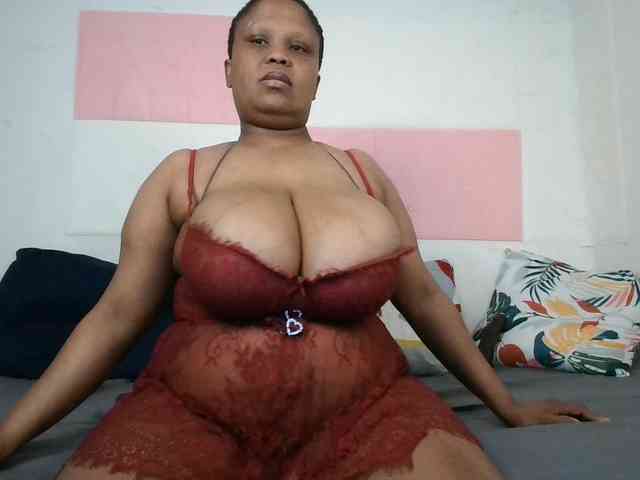 BIGTITTISXX