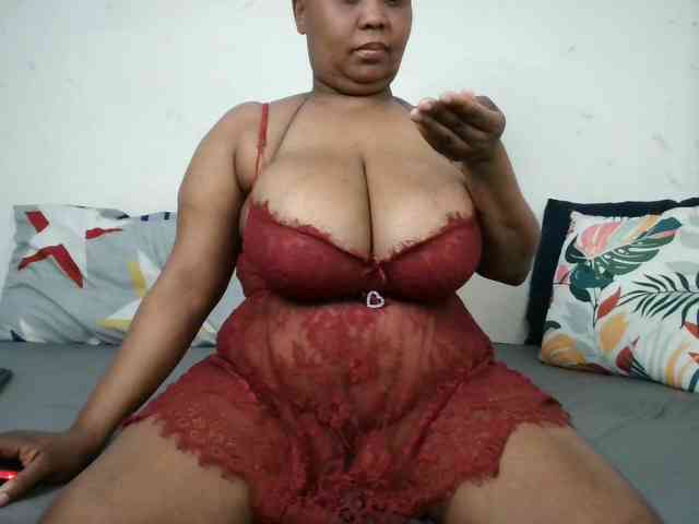 BIGTITTISXX