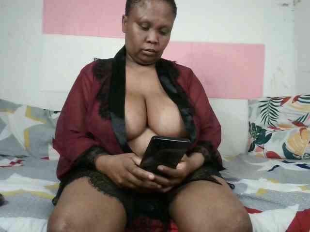 BIGTITTISXX