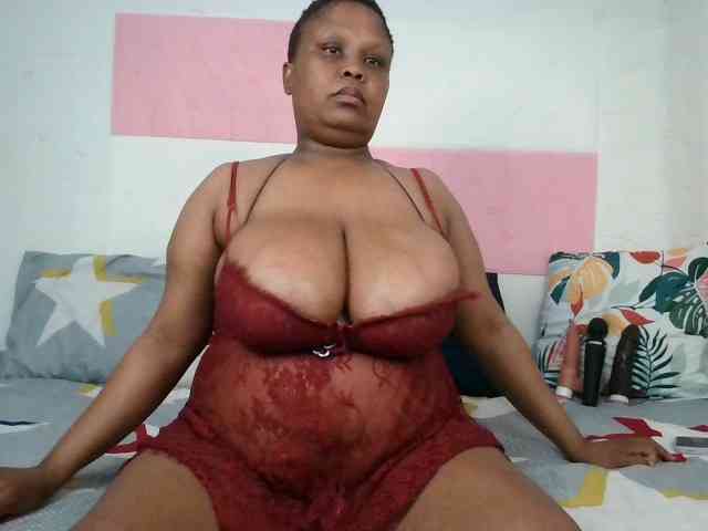 BIGTITTISXX