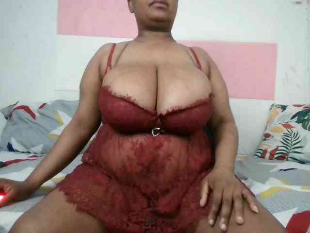 BIGTITTISXX