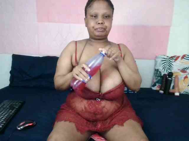 BIGTITTISXX
