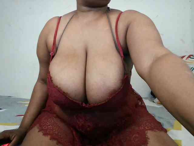 BIGTITTISXX