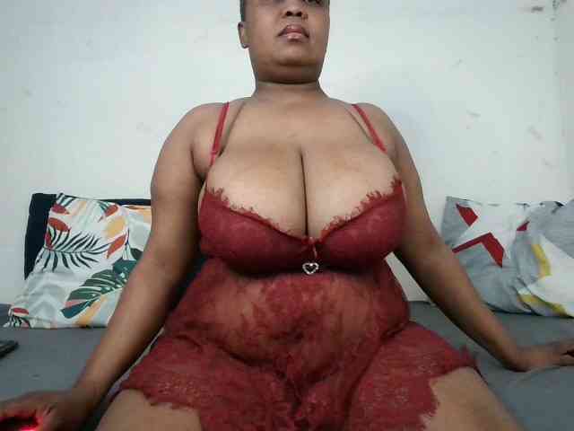 BIGTITTISXX