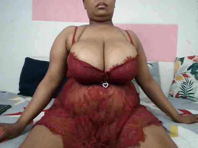 BIGTITTISXX