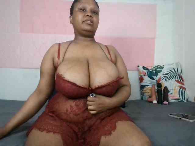 BIGTITTISXX