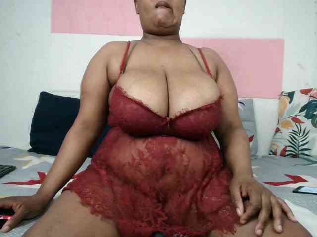 BIGTITTISXX