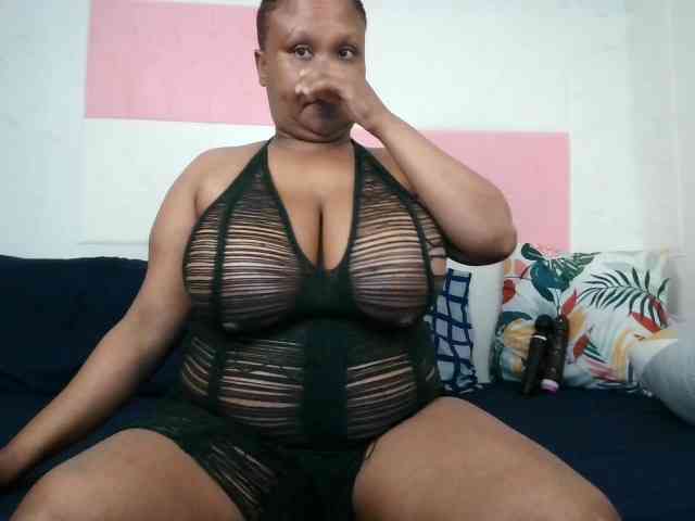 BIGTITTISXX