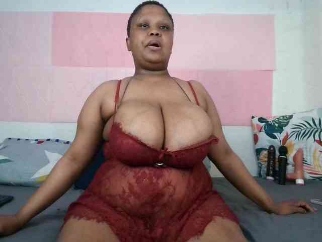 BIGTITTISXX