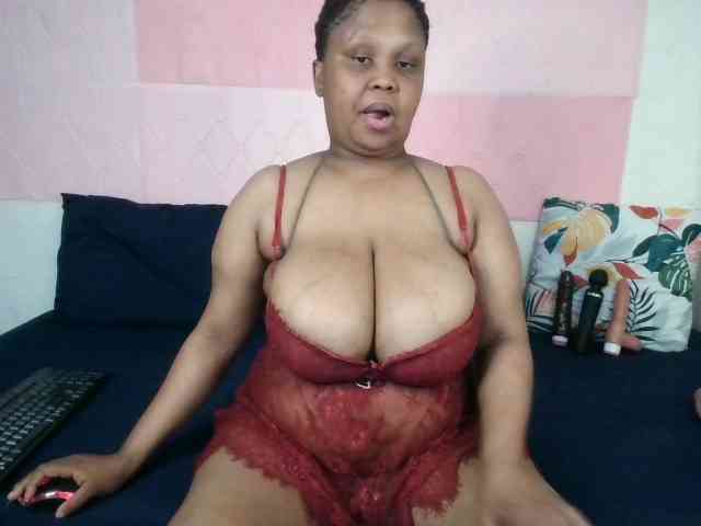 BIGTITTISXX