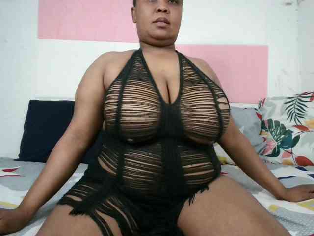 BIGTITTISXX