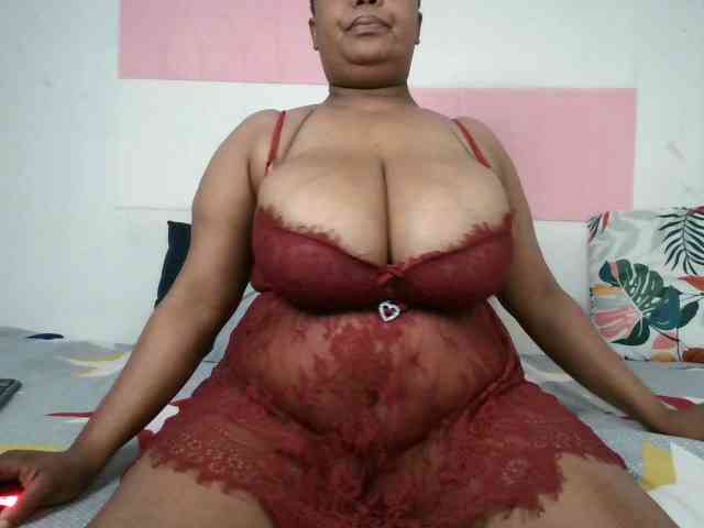 BIGTITTISXX