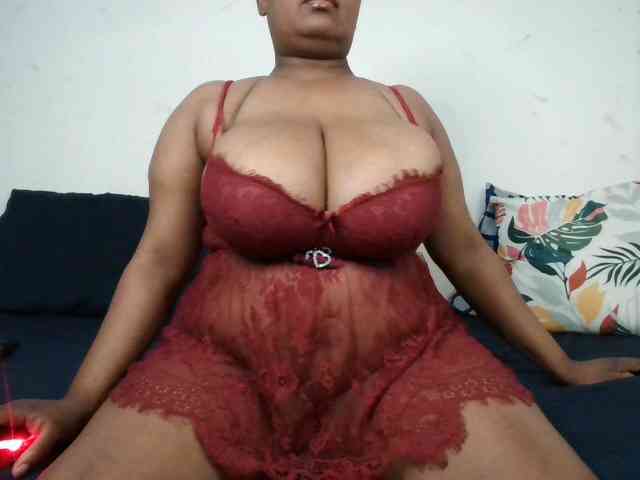 BIGTITTISXX