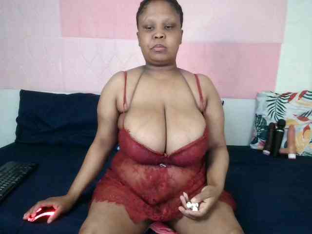 BIGTITTISXX