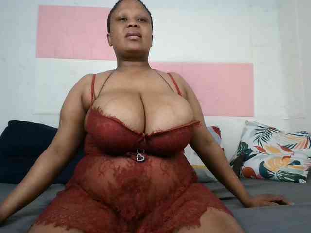 BIGTITTISXX