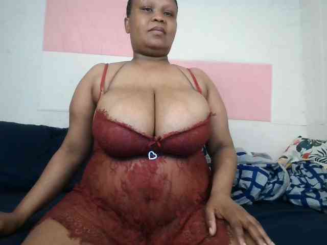 BIGTITTISXX webcam