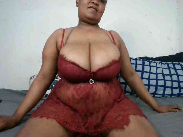 BIGTITTISXX
