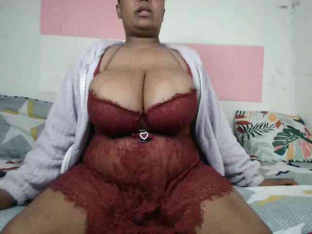 BIGTITTISXX