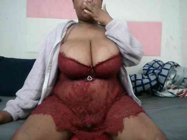BIGTITTISXX