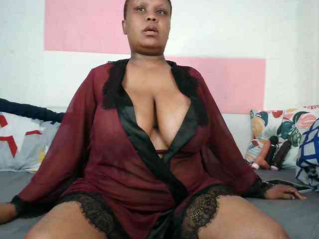 BIGTITTISXX webcam