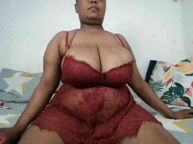 BIGTITTISXX