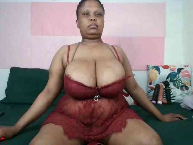BIGTITTISXX BIGTITTISXX