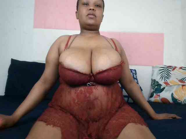 BIGTITTISXX webcam