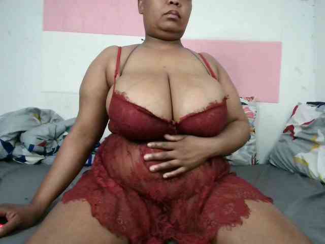 BIGTITTISXX