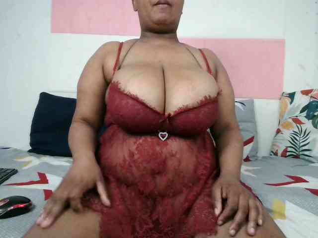 BIGTITTISXX