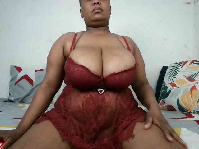 BIGTITTISXX