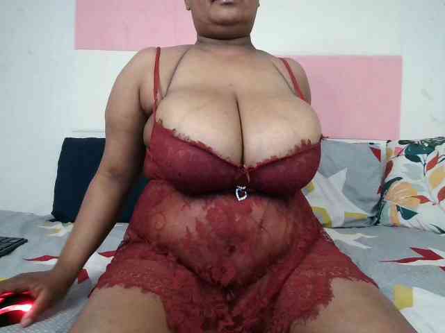 BIGTITTISXX