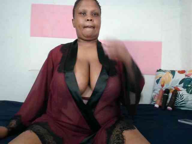 BIGTITTISXX BIGTITTISXX