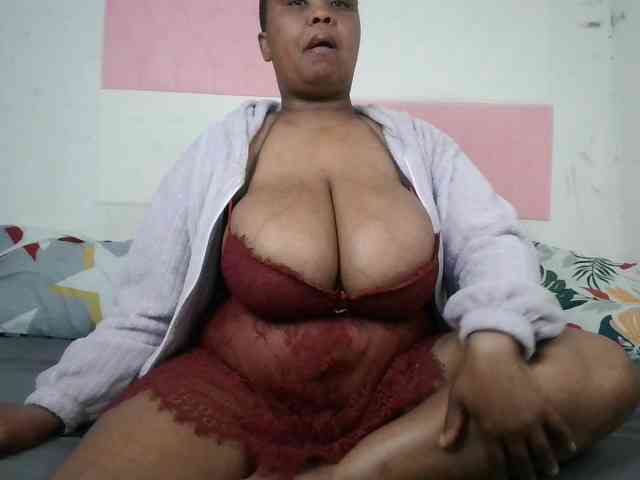 BIGTITTISXX BIGTITTISXX