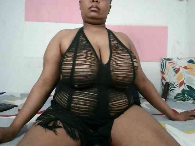 BIGTITTISXX