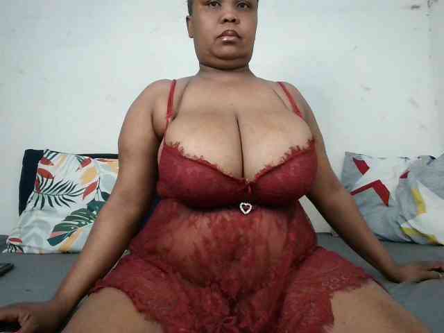 BIGTITTISXX BIGTITTISXX