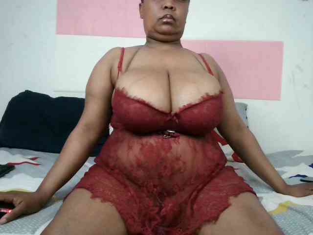 BIGTITTISXX